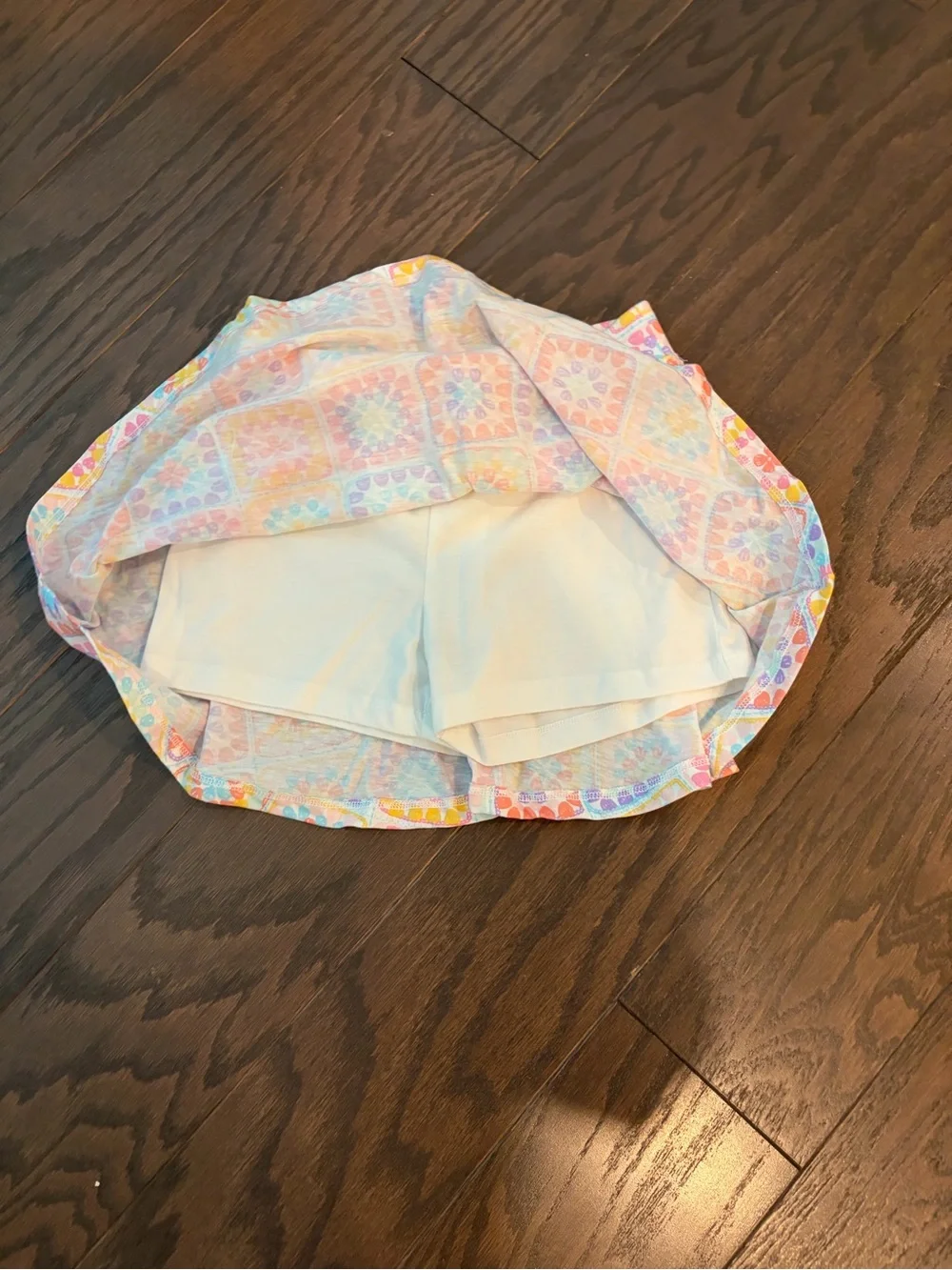 New - Children’s Place skirt/skort, size medium